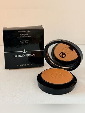 Giorgio Armani Luminous Silk Highlighter - Golden Glow - Full Size - NIB